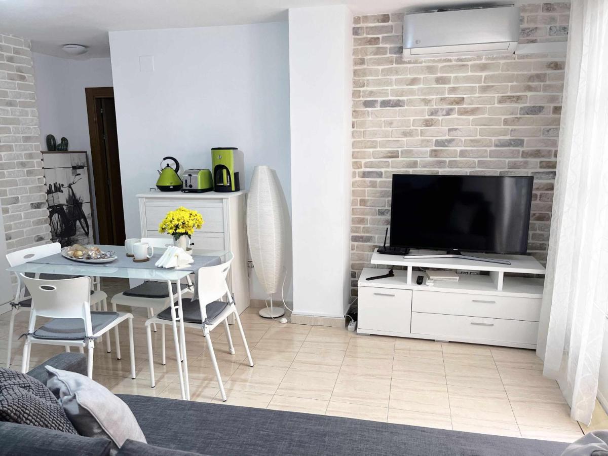 Apt Historic Center Malaga Free Parking Εξωτερικό φωτογραφία